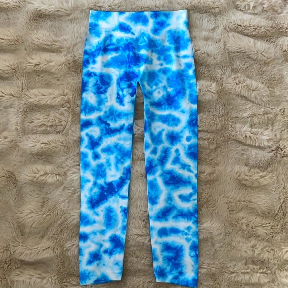 Girls 7/8 Blue + White Tie Dye Pattern Leggings - Picture 2 of 3